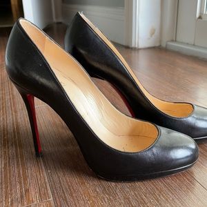 Christian Louboutin Black pumps